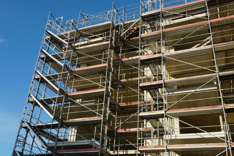 Safe Use of Scaffolds and Platforms – 12 Modules | One Day USD: 150/- and Two Day USD: 250/- Per Pax.
